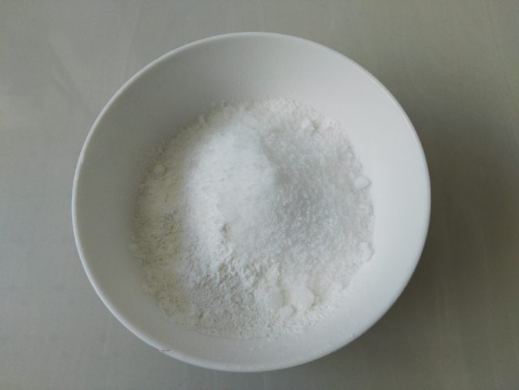 Q弹的草莓雪媚娘步骤1