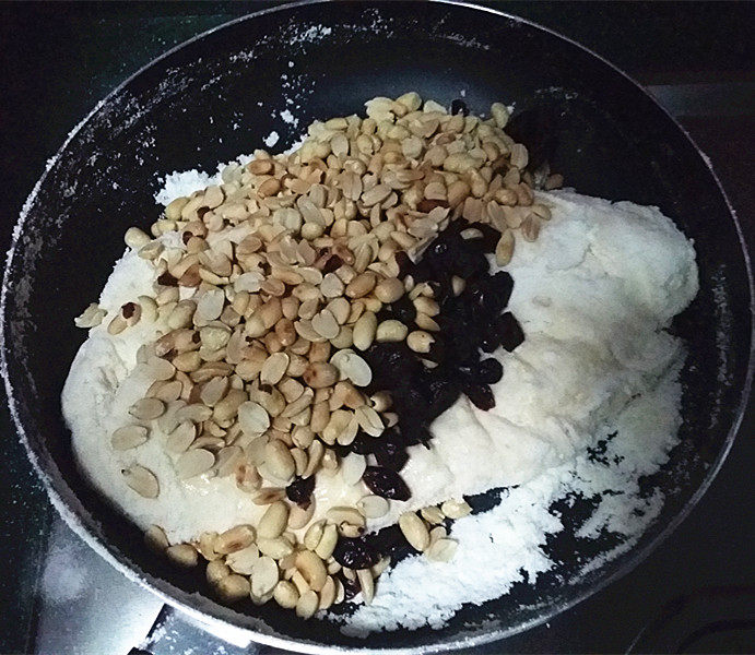 椰粉蔓越莓牛轧糖步骤8