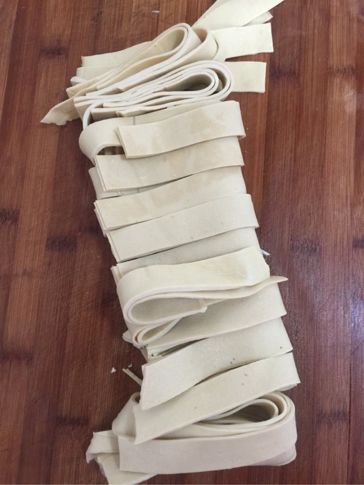 香辣卤千张步骤1