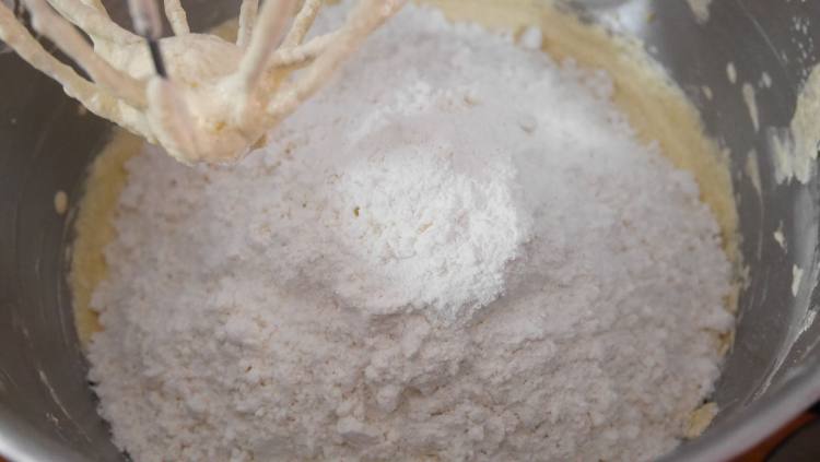 醉人的百利甜提子磅蛋步骤11