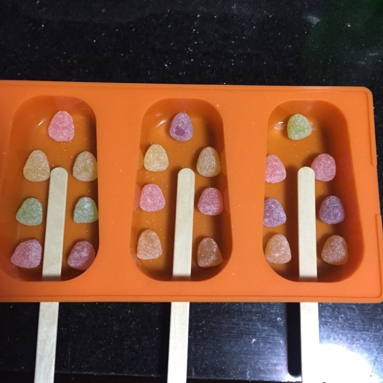 彩虹雪碧冰棍步骤2