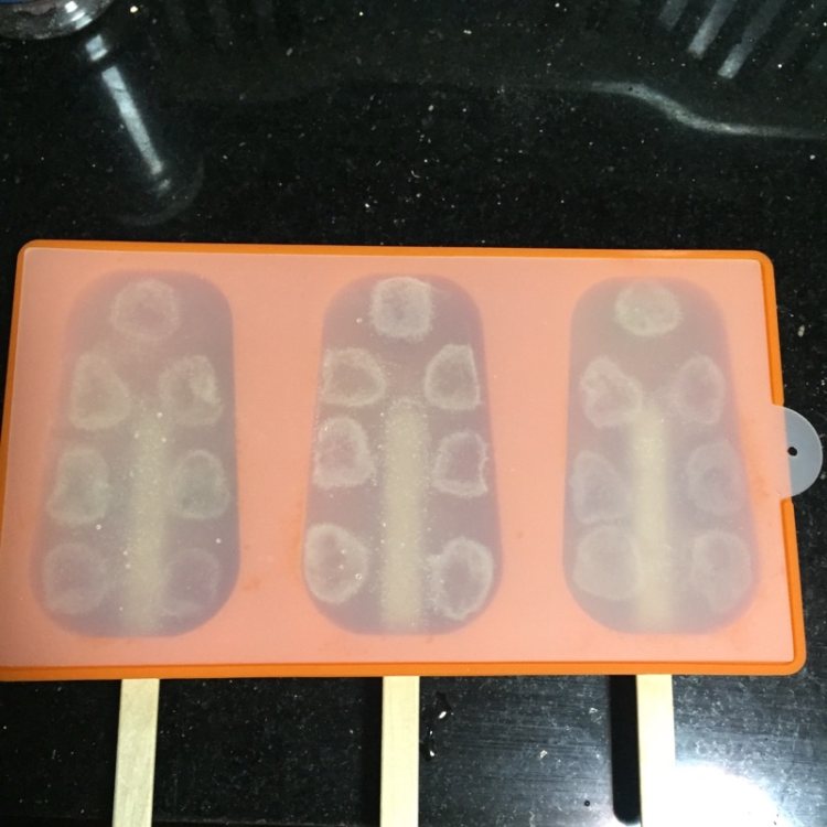 彩虹雪碧冰棍步骤4