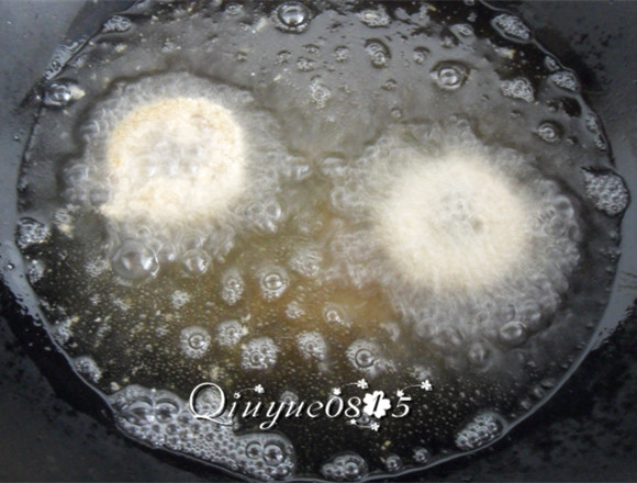 燕麦片裹炸鱿鱼圈步骤8