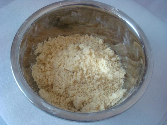 黄油蛋黄酥步骤4