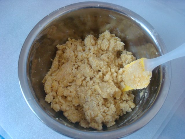 黄油蛋黄酥步骤9