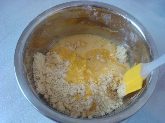 黄油蛋黄酥步骤8