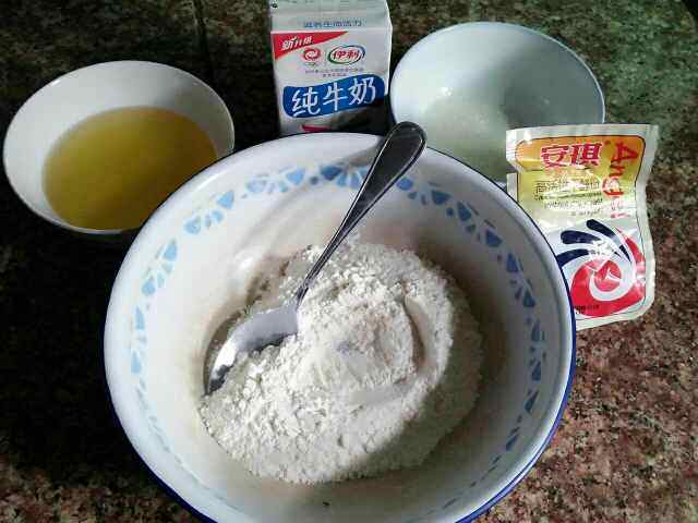 家庭小酥饼干步骤1