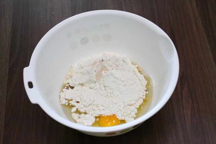 不用油炸的香酥小麻花步骤1