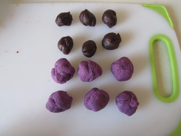 紫薯豆沙饼步骤6