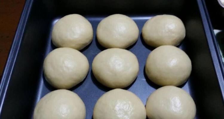 牛奶小餐包步骤9