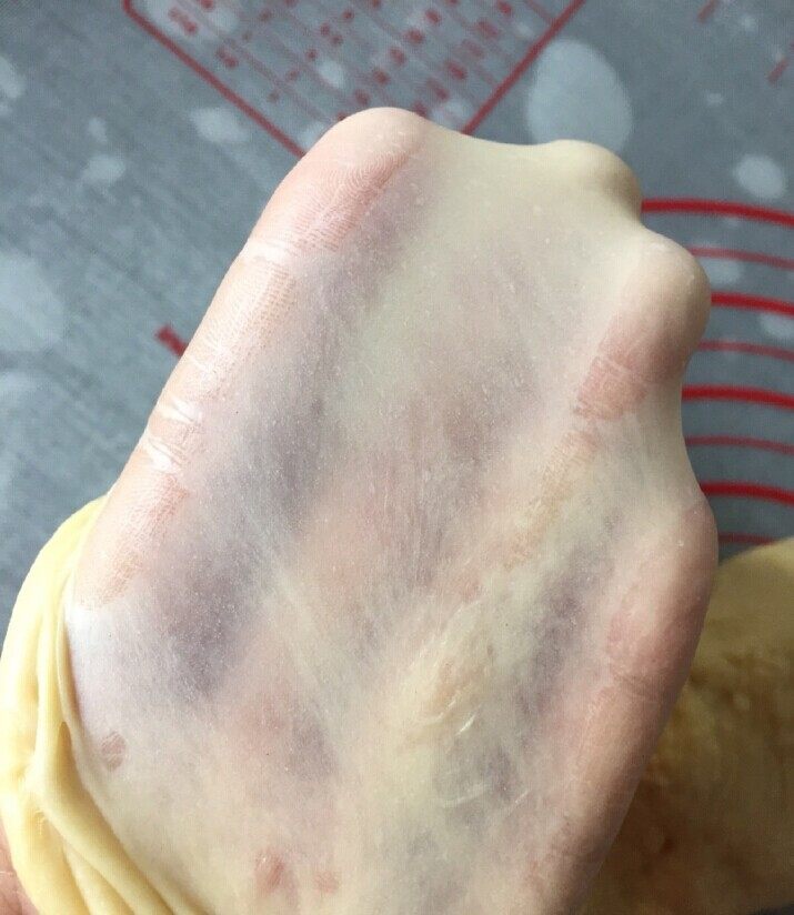 红豆辫子吐司步骤3