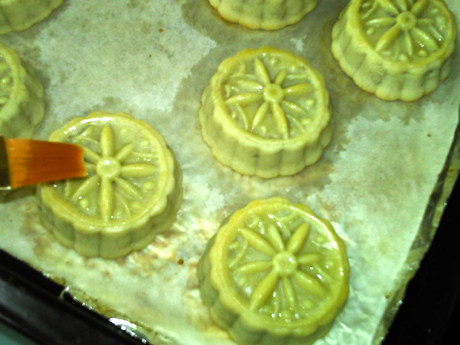 广式五仁瑶柱月饼步骤23