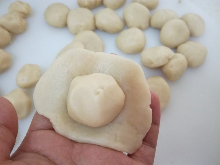 五仁苏式月饼步骤4