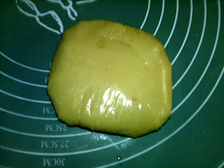 广式果干五仁月饼步骤5