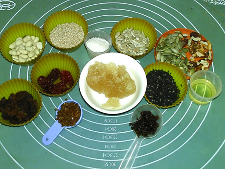 广式果干五仁月饼步骤4