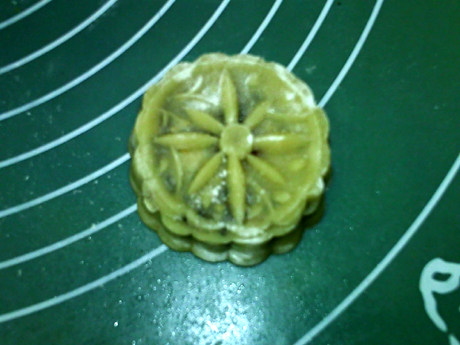 广式果干五仁月饼步骤20