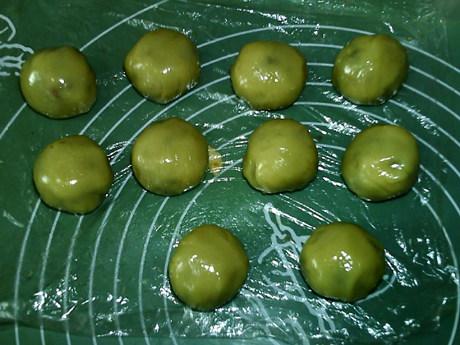 广式果干五仁月饼步骤17
