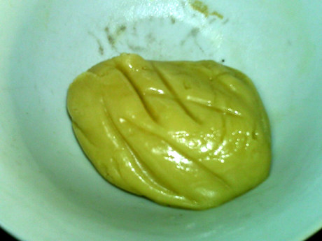 广式玉米黑芝麻月饼步骤6