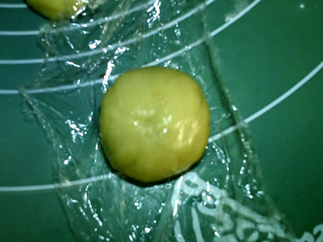 广式核桃豆沙月饼步骤14