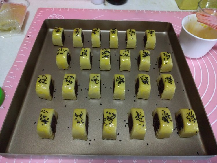 榛巧一口酥步骤16