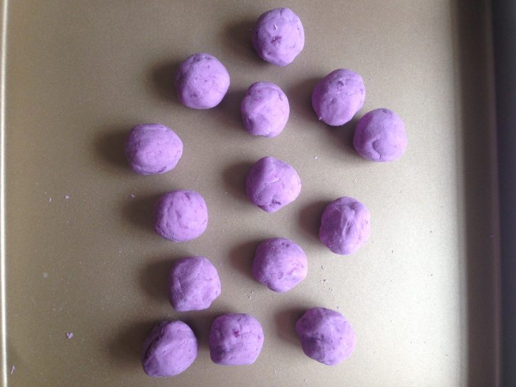 芝麻紫薯球步骤7