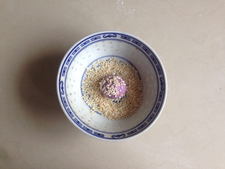芝麻紫薯球步骤8