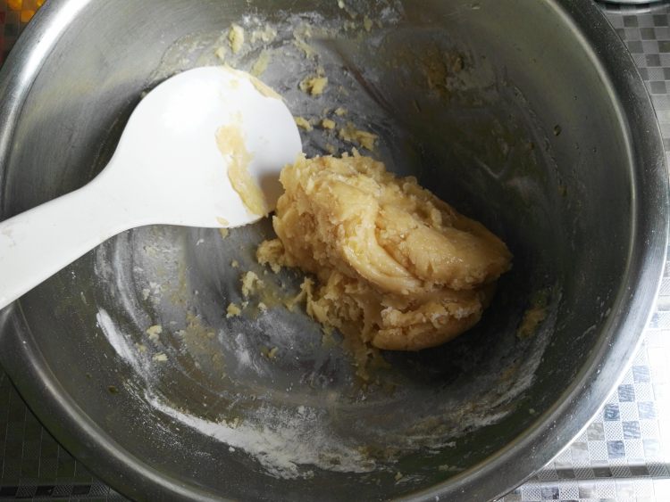 桂花豆沙月饼步骤4