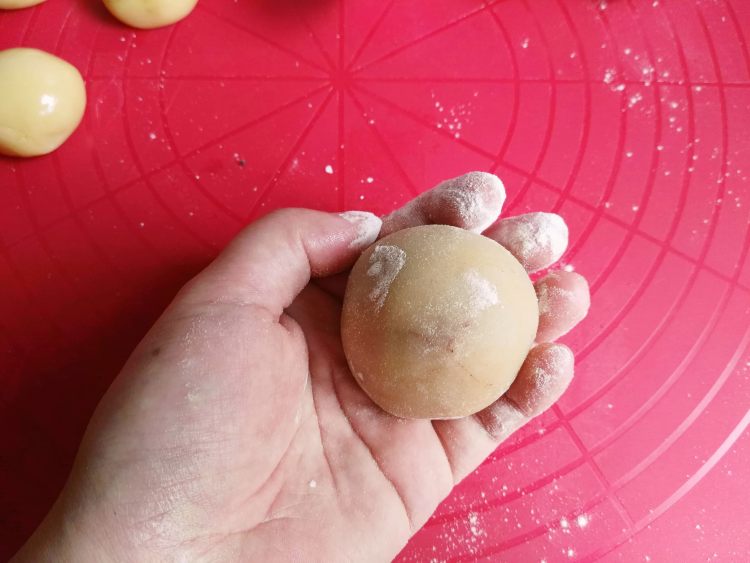 桂花豆沙月饼步骤12
