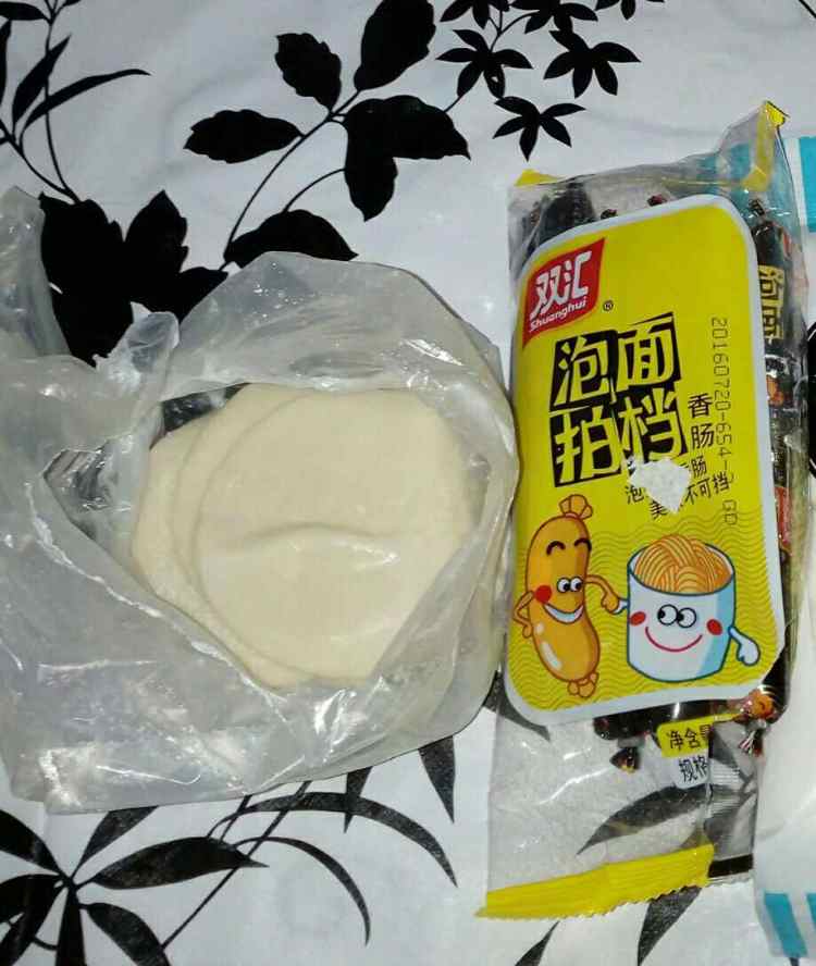 香肠味糖果步骤1