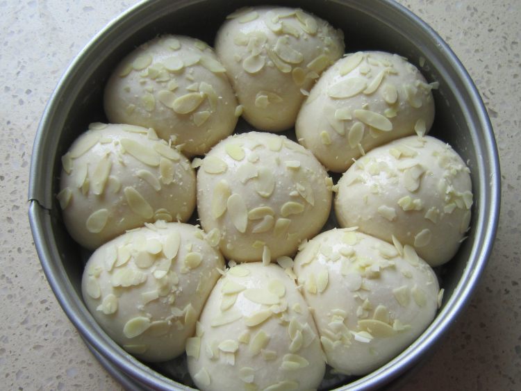 杏仁片餐包步骤10
