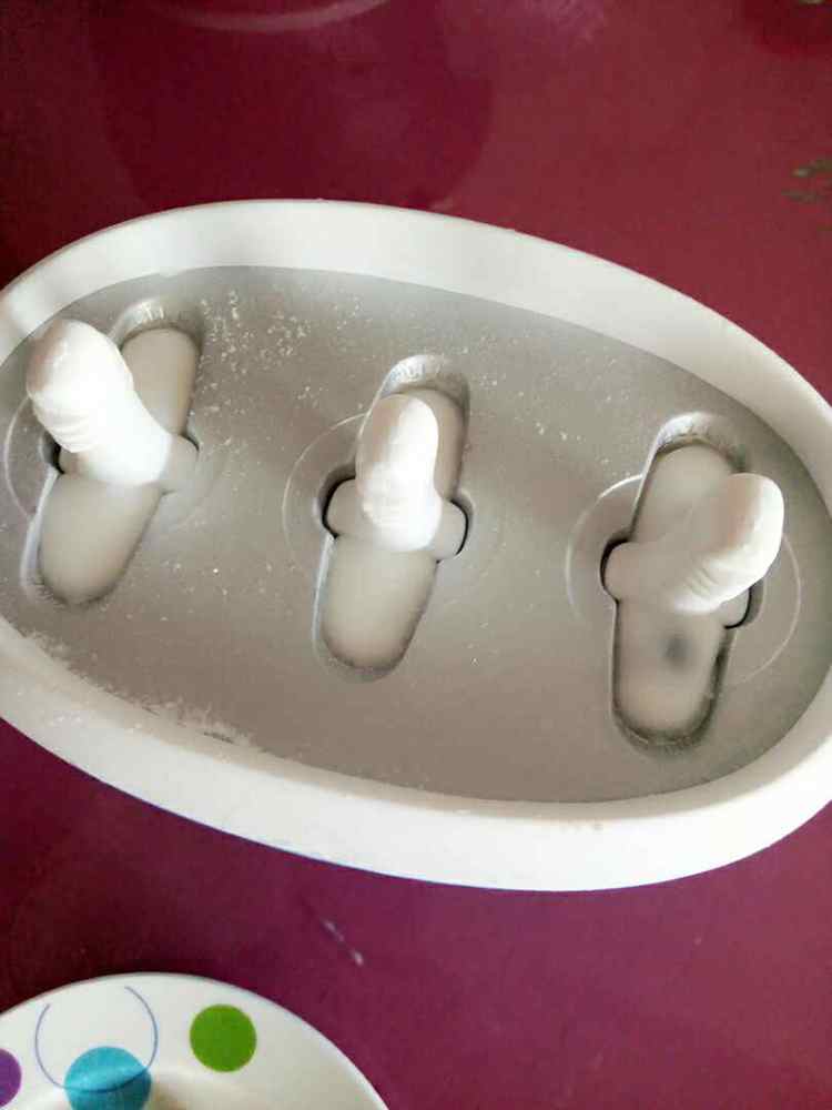 酸奶蜜豆冰棒步骤6