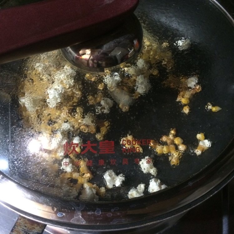 奶油爆米花步骤5