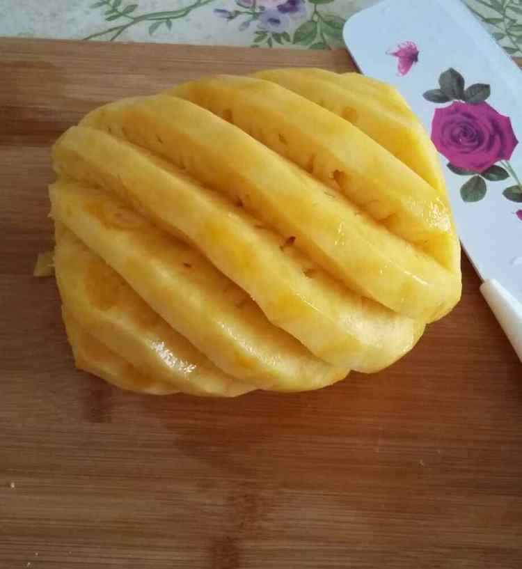 菠萝干步骤1