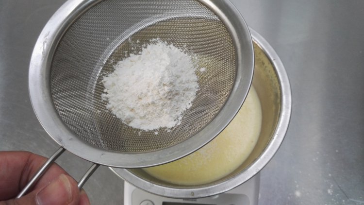 香葱火腿戚风步骤3