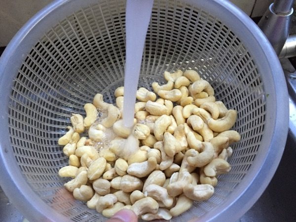 香脆腰果步骤2