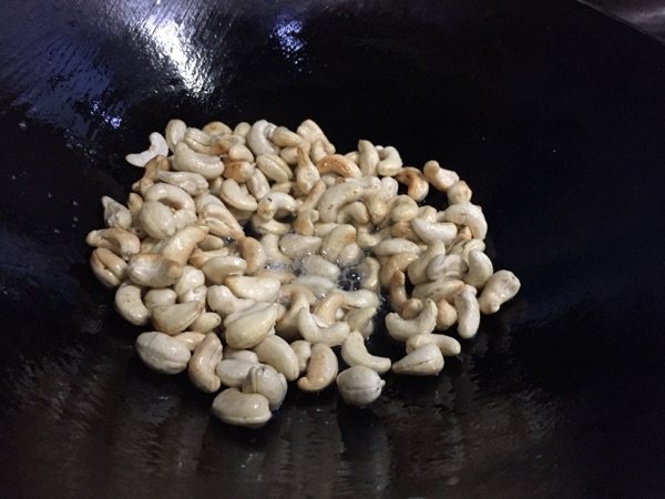 香脆腰果步骤5