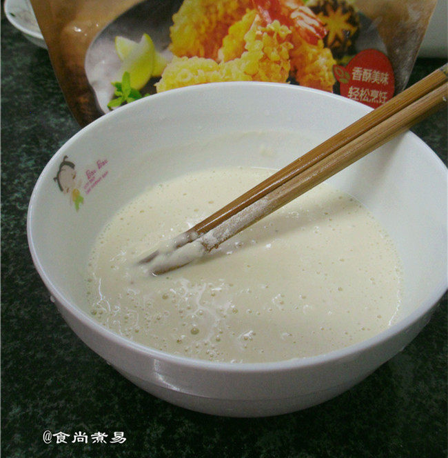 蒜香腐乳炸鸡翅步骤5