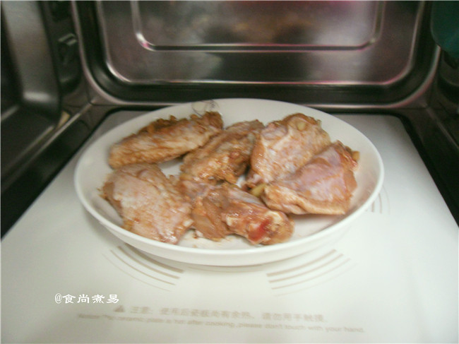 蒜香腐乳炸鸡翅步骤4