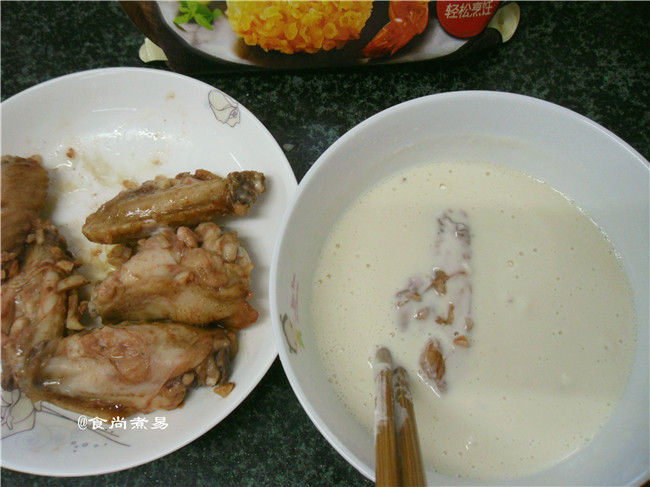 蒜香腐乳炸鸡翅步骤6