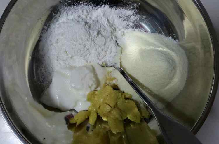 牛油果酸奶溶豆步骤2