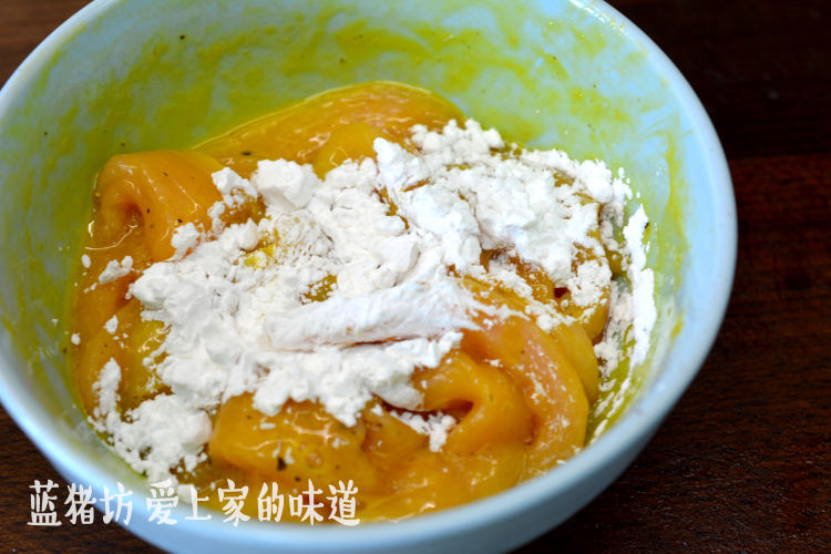 麻仁鸡柳步骤3