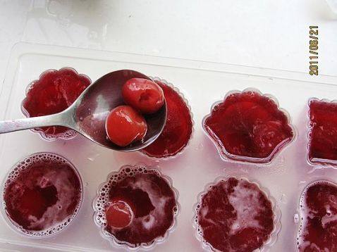 樱桃果肉果冻步骤4