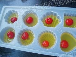 双色水果果冻步骤3