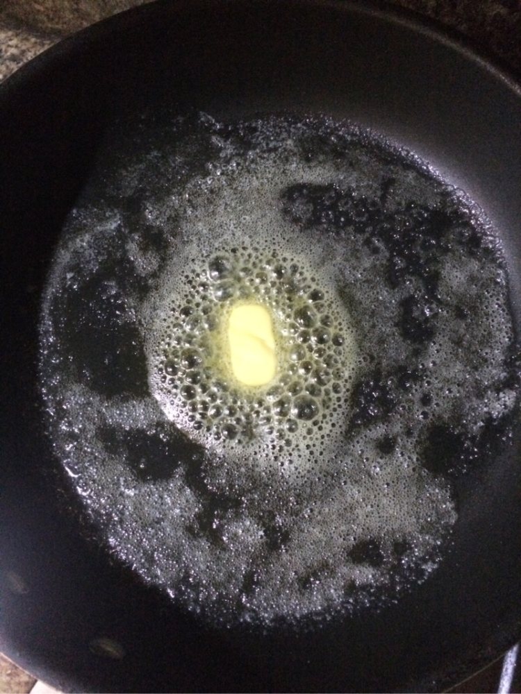 蔓越梅花生牛轧糖步骤2