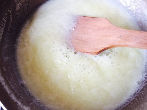 淡奶油版花生牛轧糖步骤4