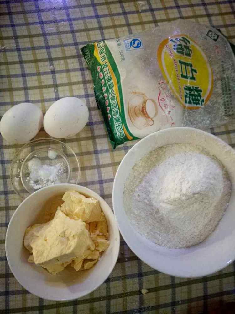 蛋糕棒棒糖步骤1