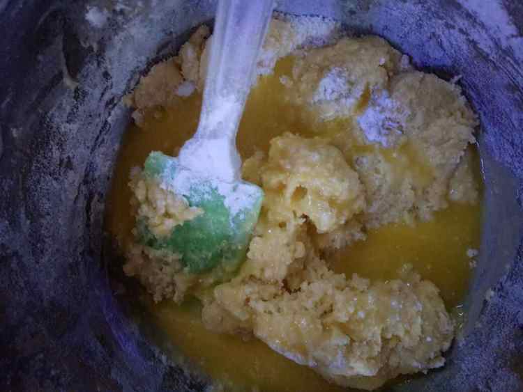 蛋糕棒棒糖步骤5