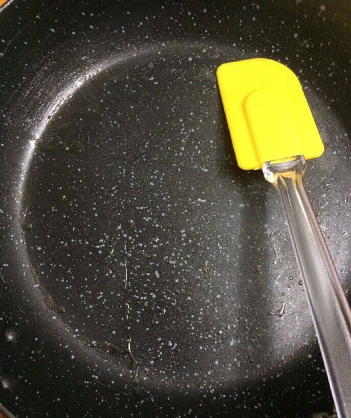 蔓越莓牛扎糖步骤2