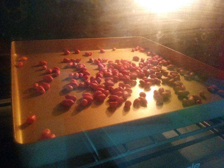 花生可可牛轧糖步骤2
