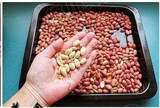 草莓味花生牛轧糖步骤2